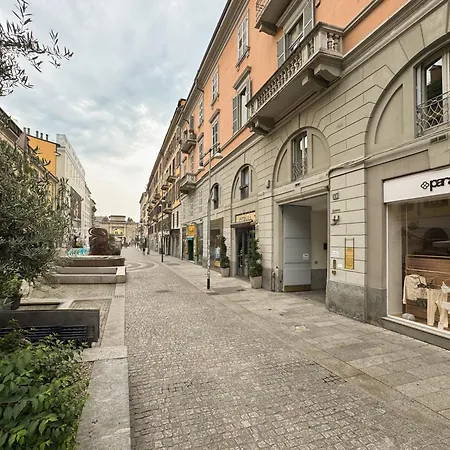 Mgm - Corso Elite * Mediolan